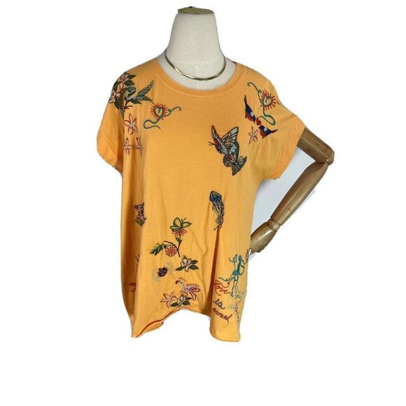 Johnny Was Los Angeles Embroidered Top Floral Animal Zoe Relaxed Drape Tee - Picture 1 of 16